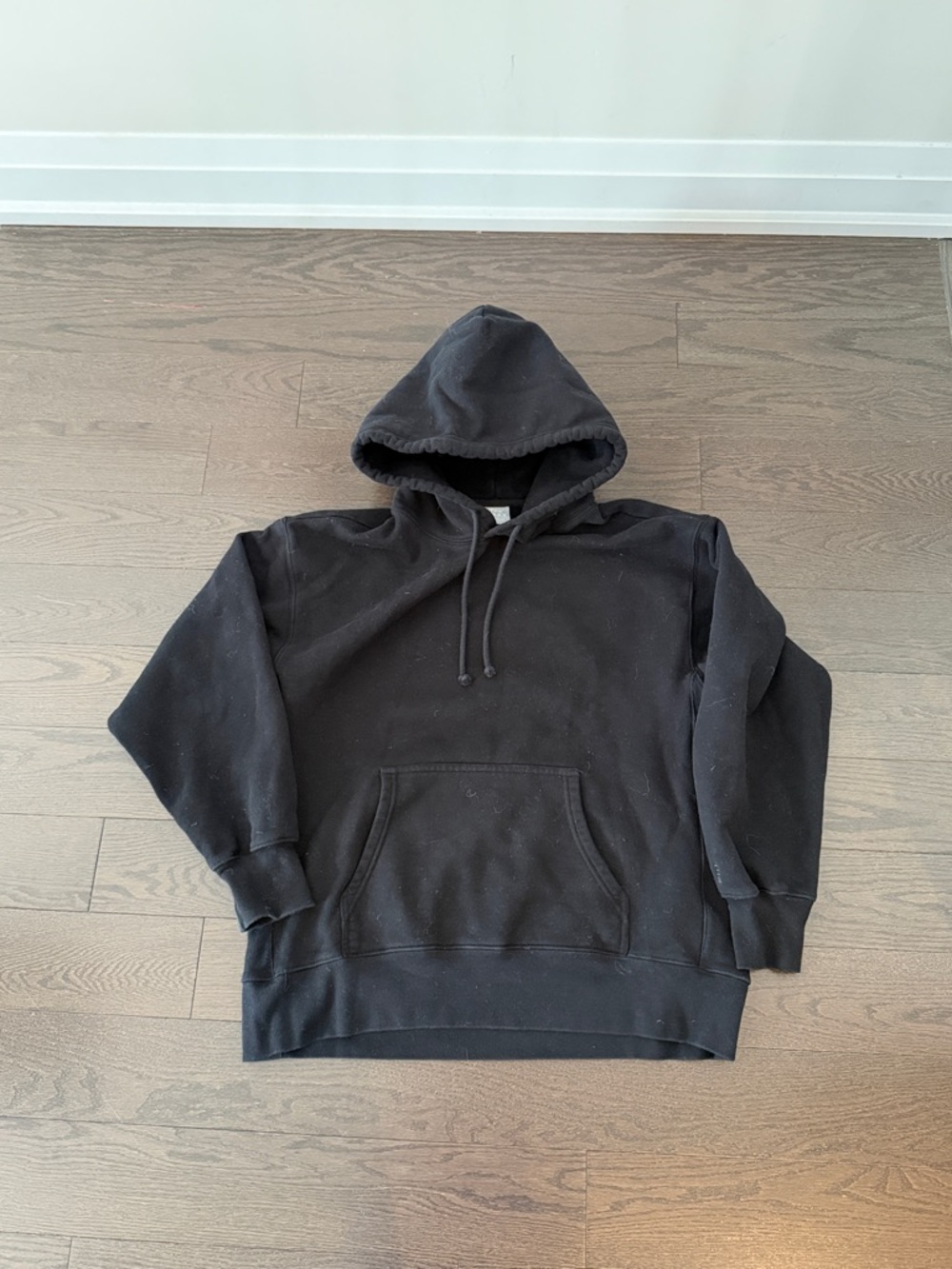TNA black boyfriend hoodie size Medium